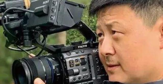 年代感深海之下